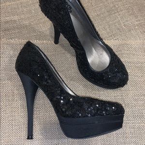 SOLD- Black sequin heels